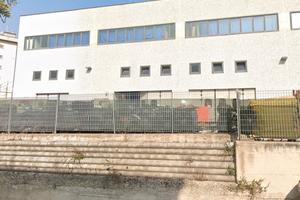 Capannone Magazzino Centro Ancona con Parcheggi