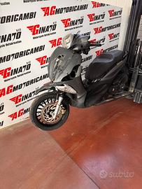 RICAMBI PIAGGIO BEVERLY 300 2016 15000KM