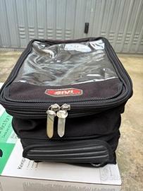 Borsa serbatoio magnetica Givi