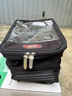 Borsa serbatoio magnetica Givi