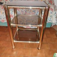 Carrello multiuso arredante per la casa.