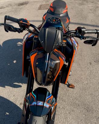 KTM DUKE L 790 2024