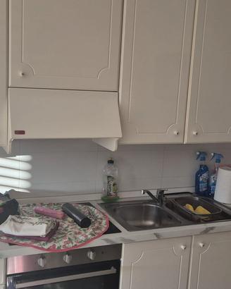 cucina Scavolini bianca laccato lucido anni 90 