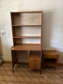 Scrivania-libreria stile anni 70, buone condizioni