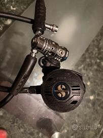 Erogatore Scubapro Mk 25