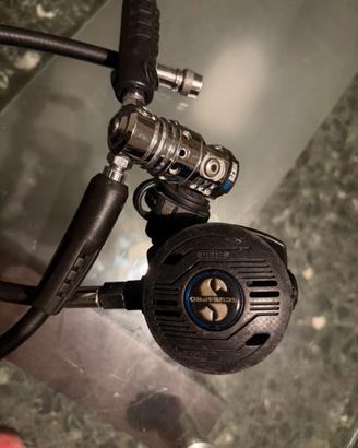 Erogatore Scubapro Mk 25
