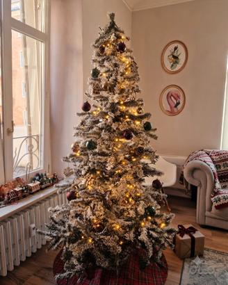 Albero di natale Slim innevato 2,10 mt