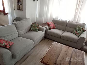 Divani 3 e 2 posti