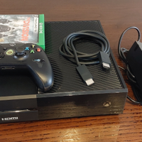 Xbox one 1 Tb + Volante Thrustmaster Ferrari