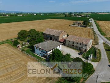 Candiana - Compendio immobiliare