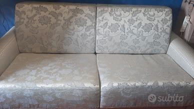 divano letto  matrimoniale tessuto damascato 