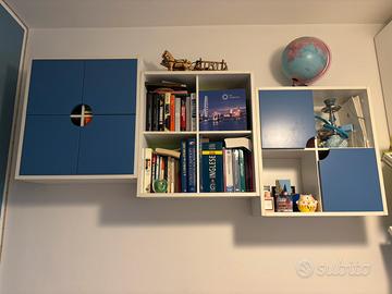 Pensili da parete + mobile contenitore - cameretta