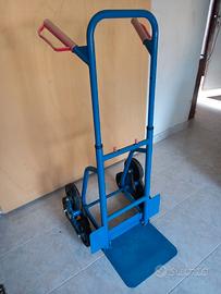 Carrello a 3 ruote per le scale