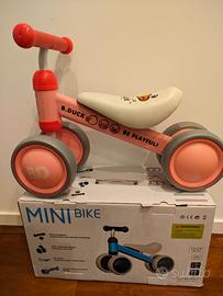 Bicicletta senza pedali con scatola