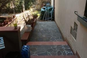 Stanza singola con giardino privato