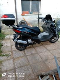 scooter Madison 250