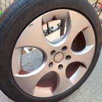 Gomma Nuova + cerchio 17....