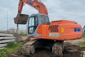 Escavaore kobelco E 195