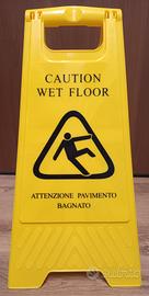 Cartello Pavimento Bagnato O Fuori Servizio