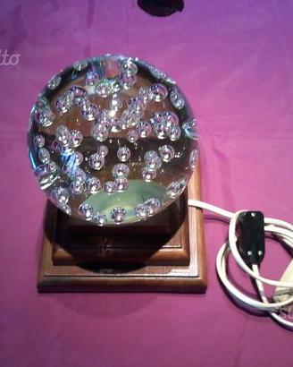 Sfera di cristallo luminosa