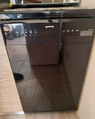 lavastoviglie Smeg 10 coperti