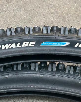 Gomme Schwalbe Ice Spiker misure 26X2.11