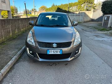 Suzuki swift molto bella