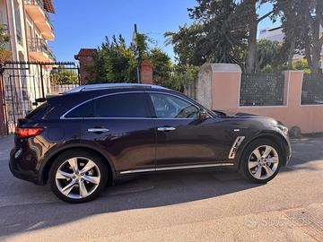 INFINITI FX30DS PREMIUM