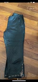 Pantaloni modello Capri in pelle nera