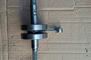 Albero motore spalle piene minarelli orizzontale 