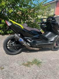 T max  black