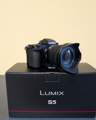 Lumix S5 + 20-60 Nuova - Ex-Demo Garanzia fattura