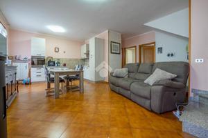 PORZIONE DI BIFAMILIARE A REGGIO NELL'EMILIA