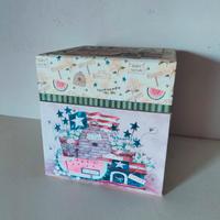 Scatola decorativa a forma di cubo