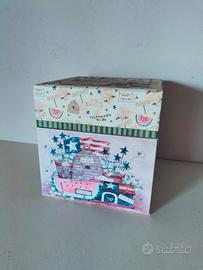 Scatola decorativa a forma di cubo