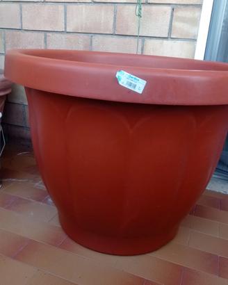 Vaso grande in plastica