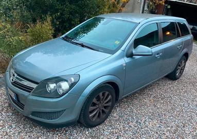 Opel Astra 1.7 Cdt 110cv 