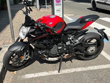 Mv brutale 800 rosso A2