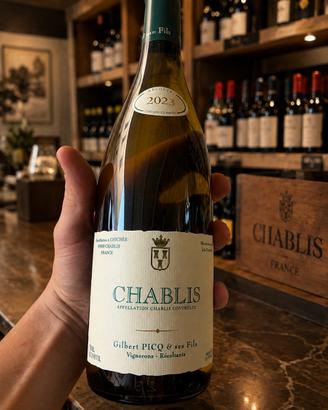 Chablis vino