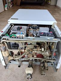 caldaia vaillant VCW 24kw gas metano