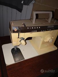 macchina da cucire Singer anni '80