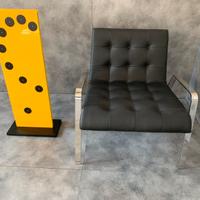 Poltrona pelle nera Capitonnè Alivar