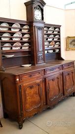 CREDENZA CON ALZATA E OROLOGIO DELLA META' DEL 700