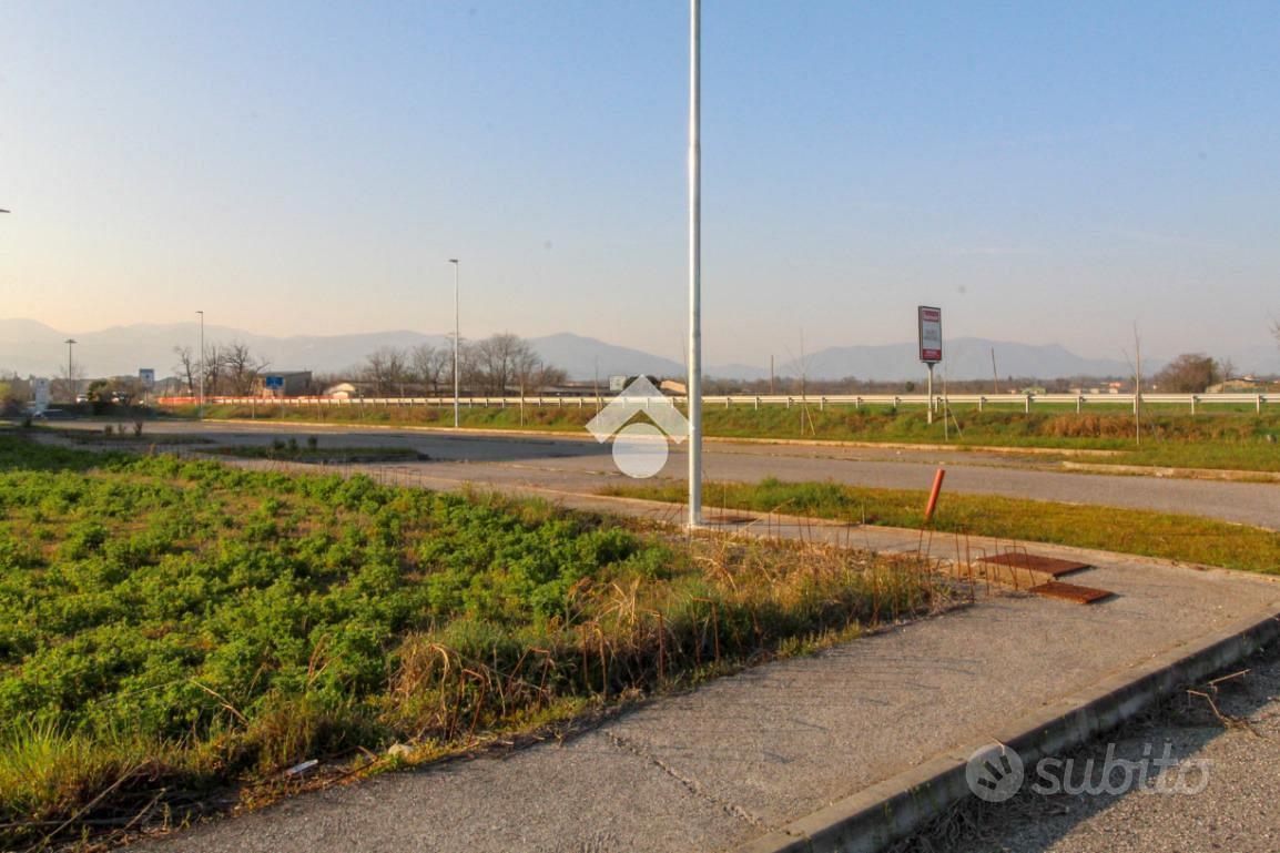 TERRENO A GRUMOLO DELLE ABBADESSE - Vista 2