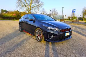 Kia ProCeed GT 1.6 T-GDI 204 CV