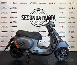 Vespa 300 GTS hpe