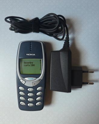 Nokia 3310 con alimentatore nokia originale 