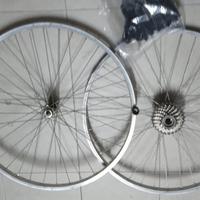 cerchi bici 26 DM 559 mm+2 camere aria+estrattore 