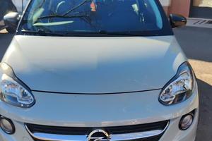 Opel adam 1200