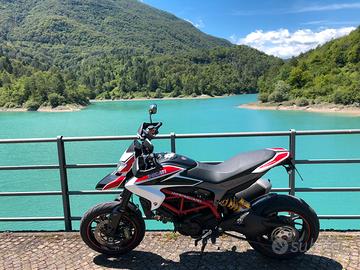 Ducati Hypermotard 821SP